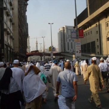 The walk from our hotelto the masjid - down Ajyad Street