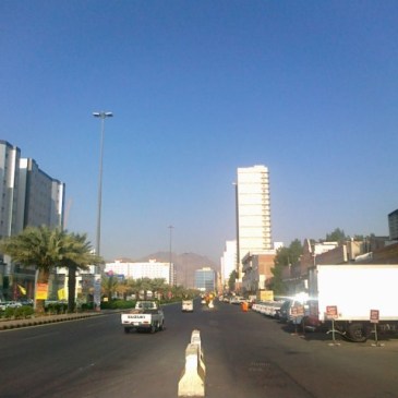 The main street in Aziziah